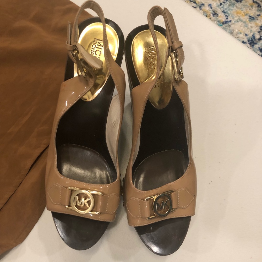 Micheal Kors shoes Patton leather with wedge heels